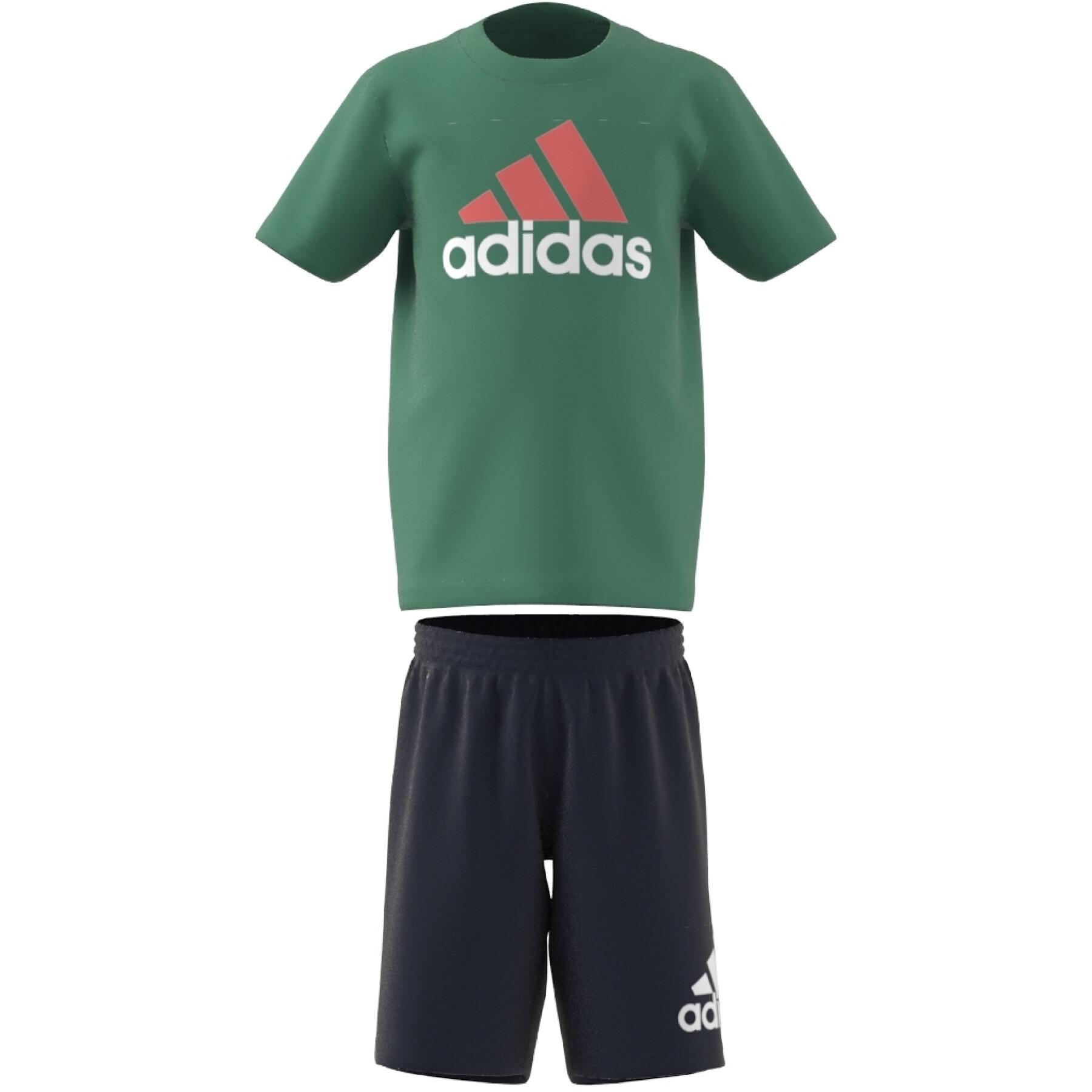 Conjunto de camiseta y pantalón corto para niños adidas Essentials Logo